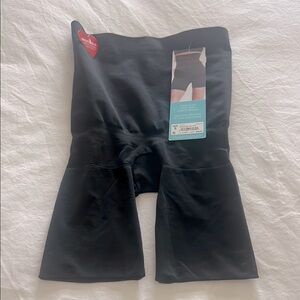 🟣 BOGO! NWT! Assets By Spanx Black Shapewear Shorts